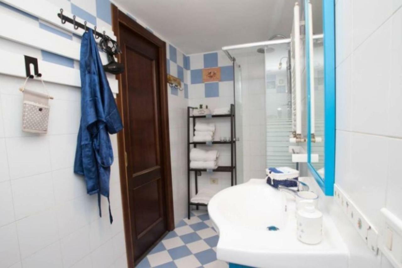 Civico 5 Appartament Napoli Centro Apartment ภายนอก รูปภาพ